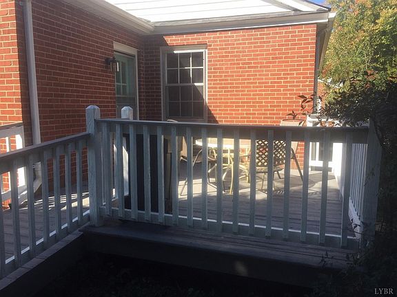 4th image of 2125 Edinboro Ave