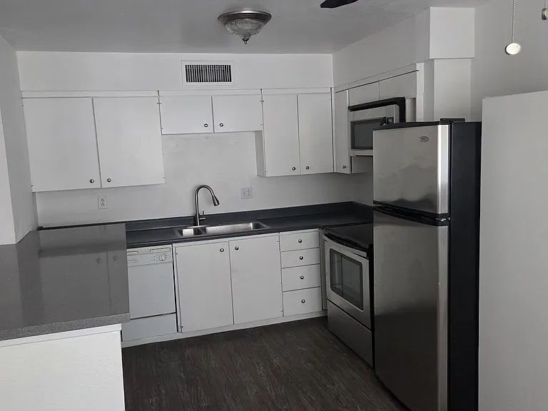 350 E Desert Inn Rd #C206 — Photo 14