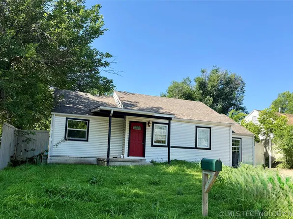 2714 E Newton Pl, Tulsa, OK 74110