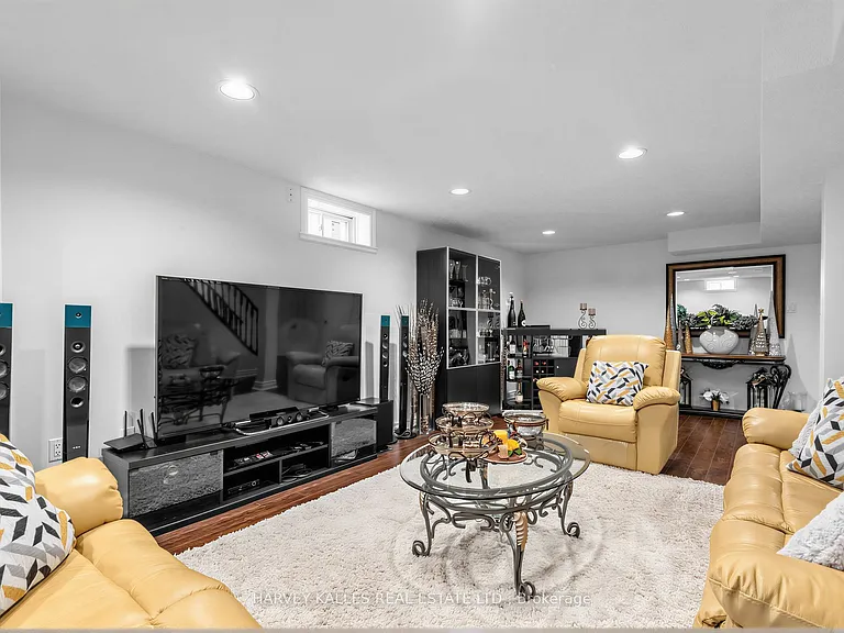 93 Downing Blvd — Photo 17