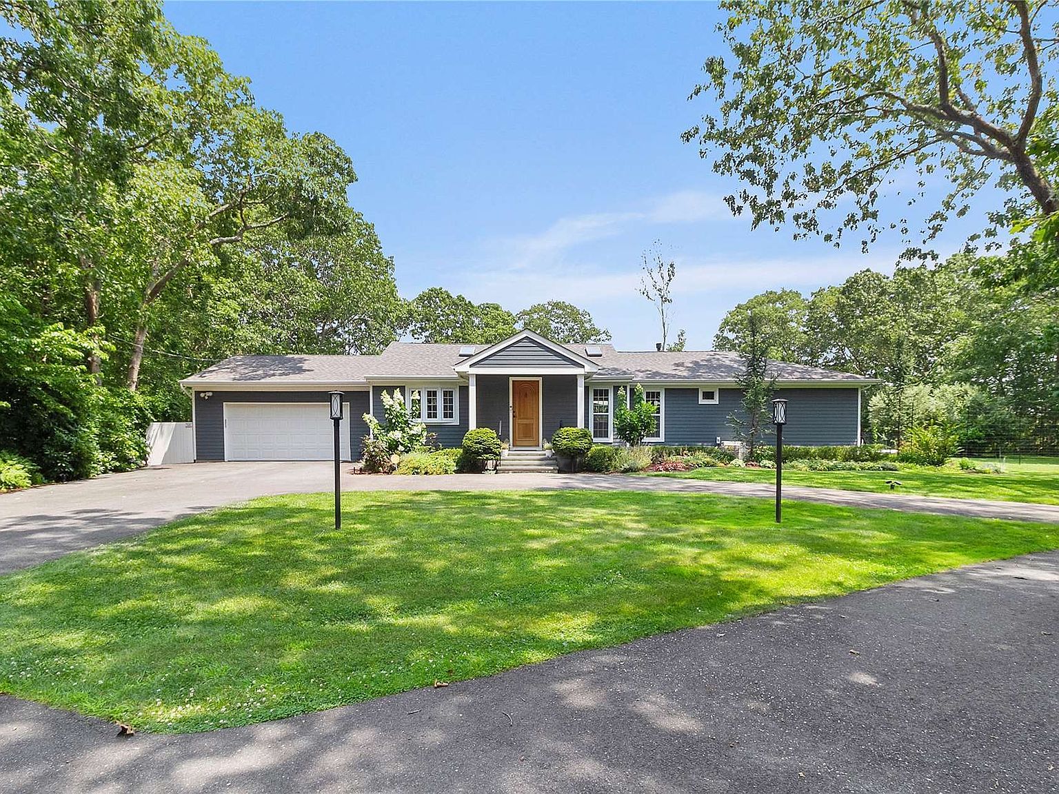 16 Fifth Avenue, Speonk, NY 11972 Zillow