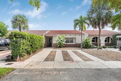7108 Laurel Ln #7108 Photo 1