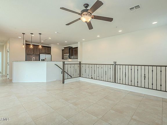 5th image of 4728 E WATERMAN Street #101