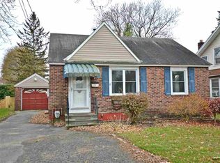 760 Curry Rd, Schenectady, NY 12306