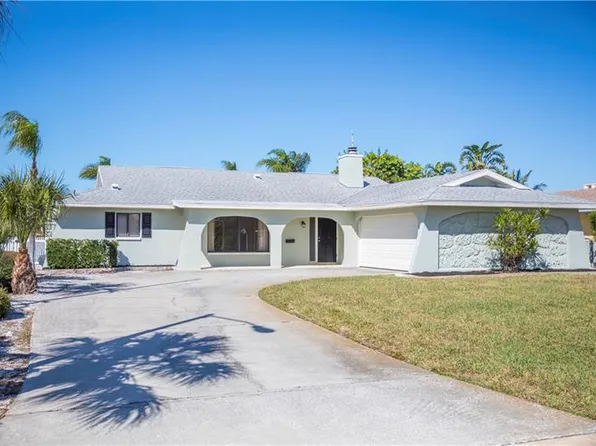 2970 Alton Dr, Saint Pete Beach, FL 33706