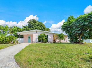 2057 NE Ridge Ave, Jensen Beach, FL 34957