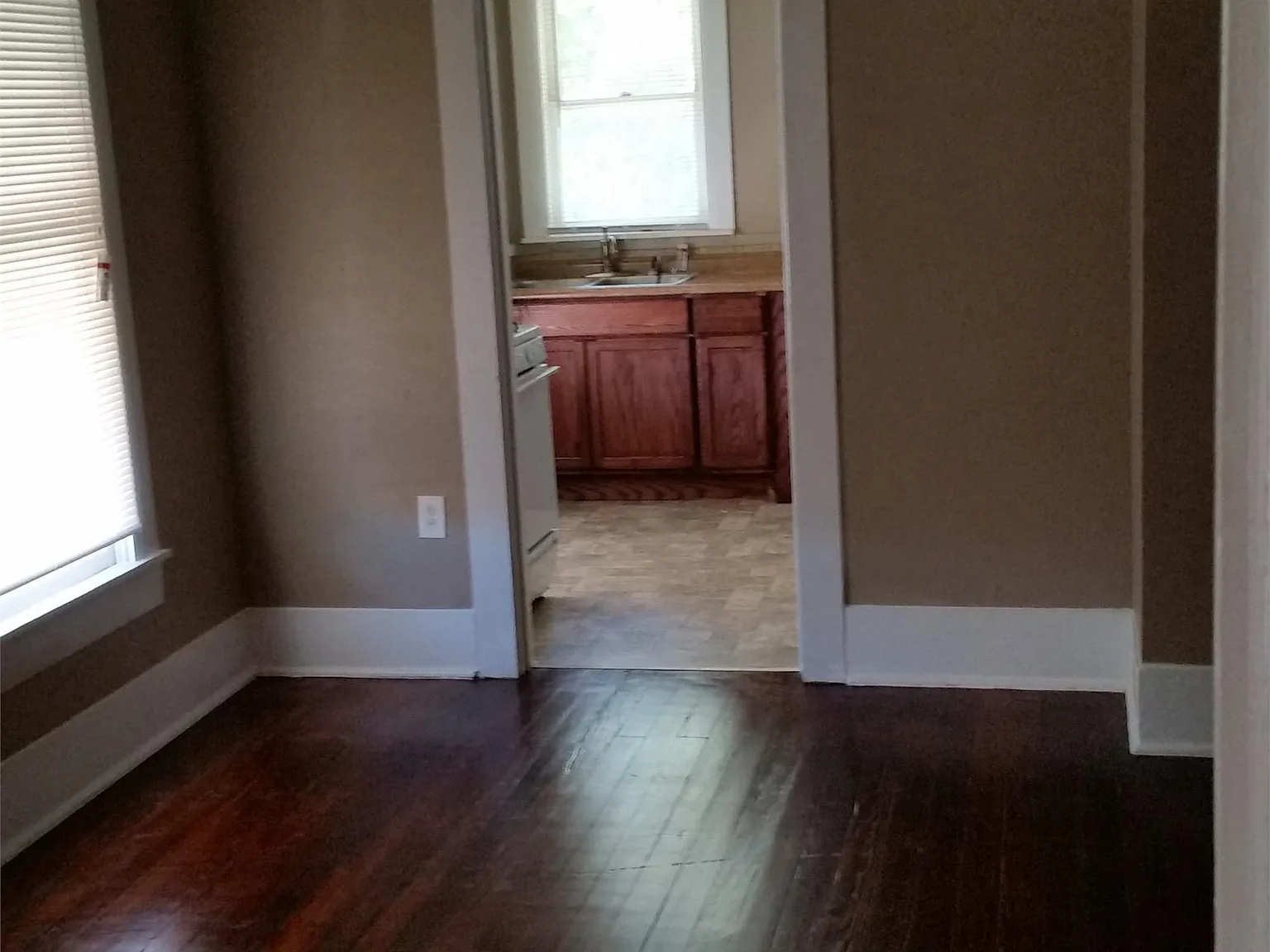 3100 Avenue G - 204 — Photo 2