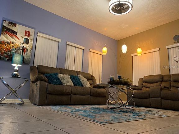 5th image of 119 Pompano Beach Dr