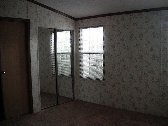 5th image of 403 Capella Dr