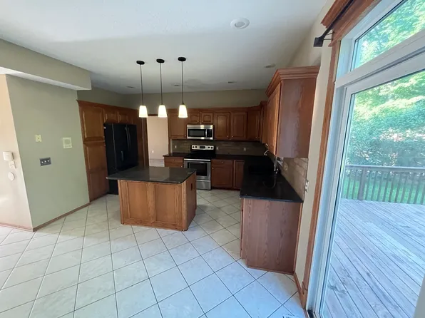 950 SE Brentwood Dr, Waukee, IA 50263