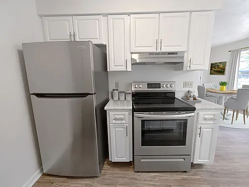 2318 SW 39th Dr Photo 1