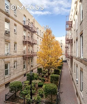 Rented by Compass | media 6