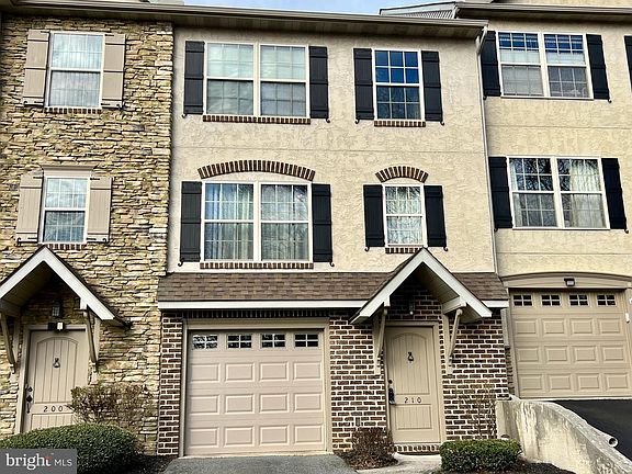 2nd image of 210 Valley Dr