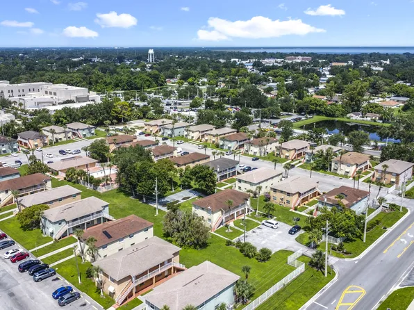 694 Michigan Ct, Saint Cloud, FL 34769