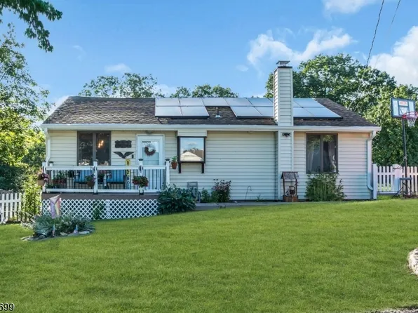50 Shawnee Ave, Rockaway Twp., NJ 07866