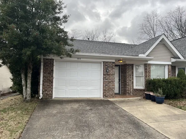 202 Myhr Grn, Nashville, TN 37221
