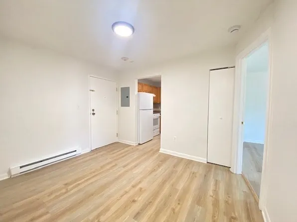 9 Weld St APT 23, Framingham, MA 01702