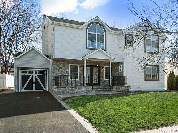 3rd image of 7 Sebree Place