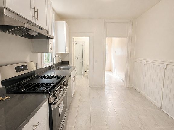 2nd image of 1320 Jessie St #1320