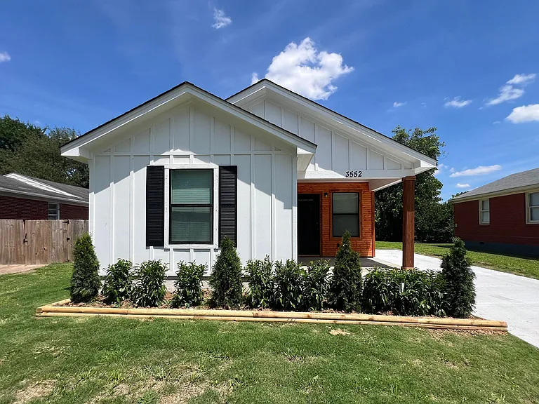 3552 Yokley Rd — Photo 1