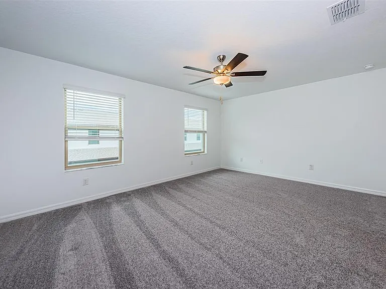 8327 Crescent Oaks Dr — Photo 26