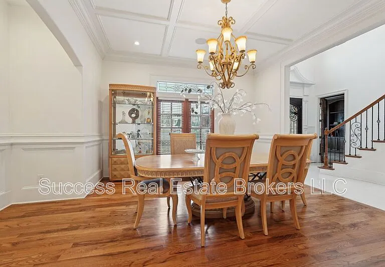343 Summer Garden Dr — Photo 24
