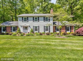 1310 Woodridge Ln, Sykesville, MD 21784
