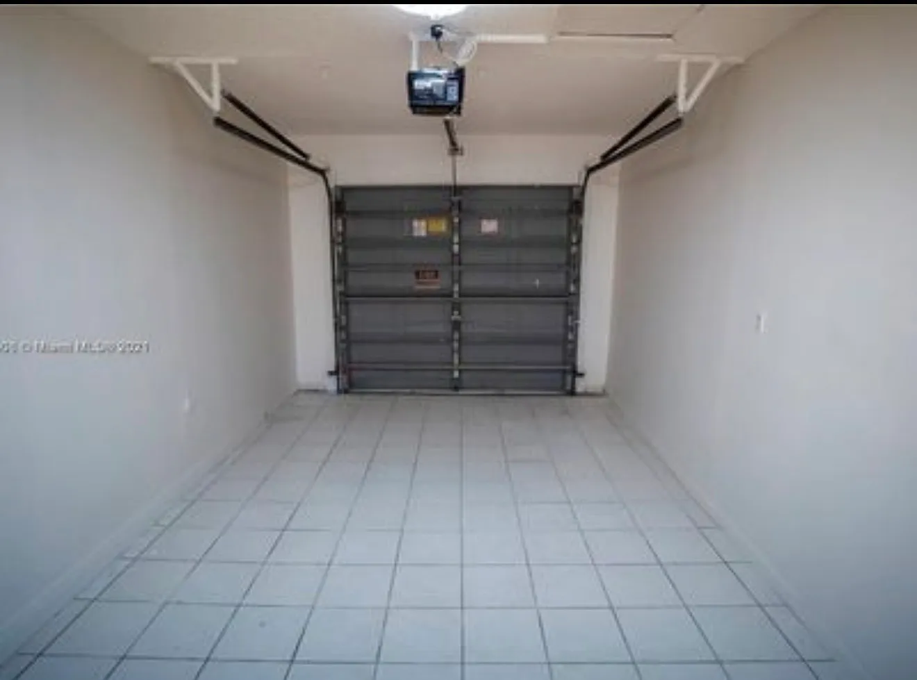 3 bed, 1800 sqft, $4,100 — Photo 4