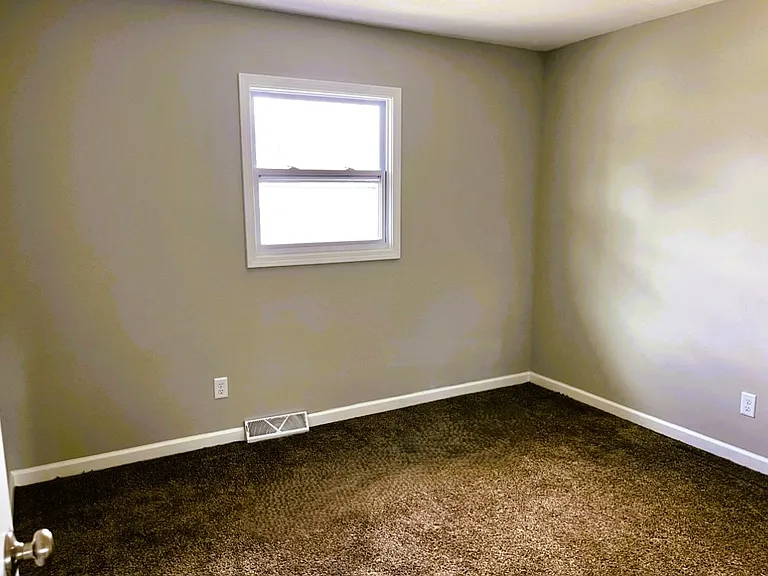 East bedroom
