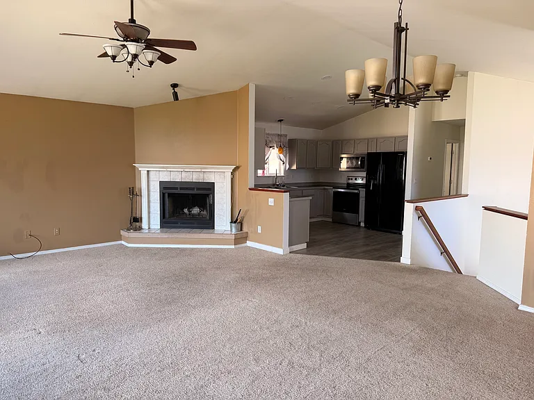 1828 Sturbridge Ct — Photo 17