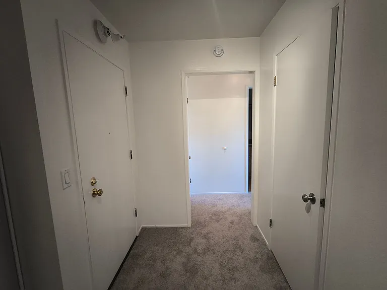 5 Commodore Dr #412 — Photo 44