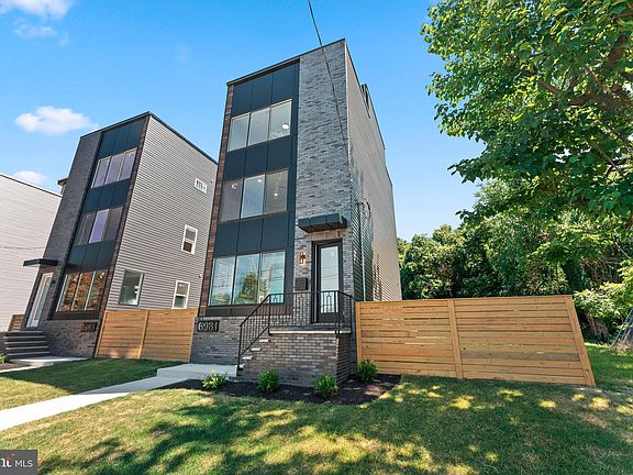 2nd image of 6981 Silverwood St