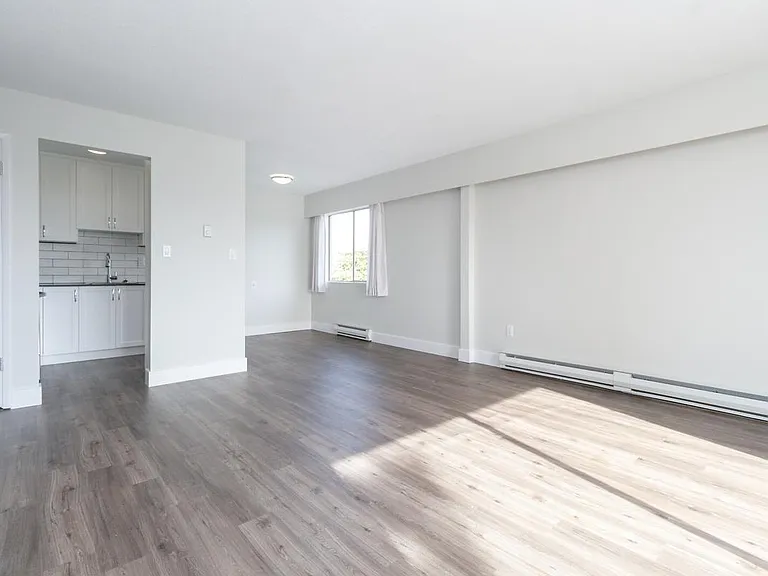 1928 Lee Ave #307 — Photo 7