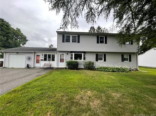 144 Green Manor Rd, Enfield, CT 06082