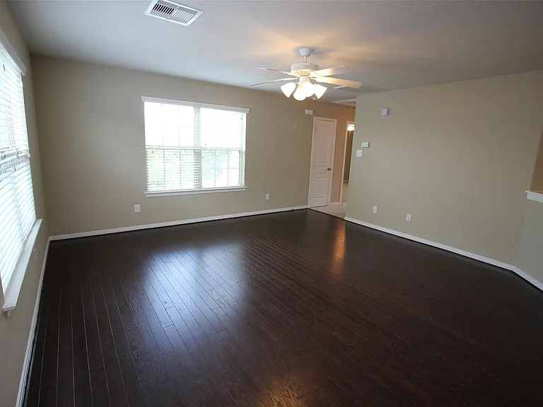 6418 Burgess Heights Ln — Photo 23