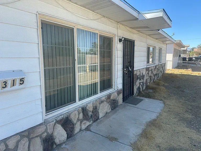 1315 Oakwood Ave — Photo 11