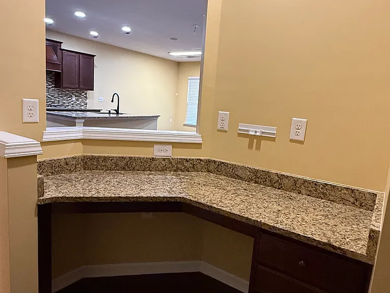 2101 Chipley Dr — Photo 31
