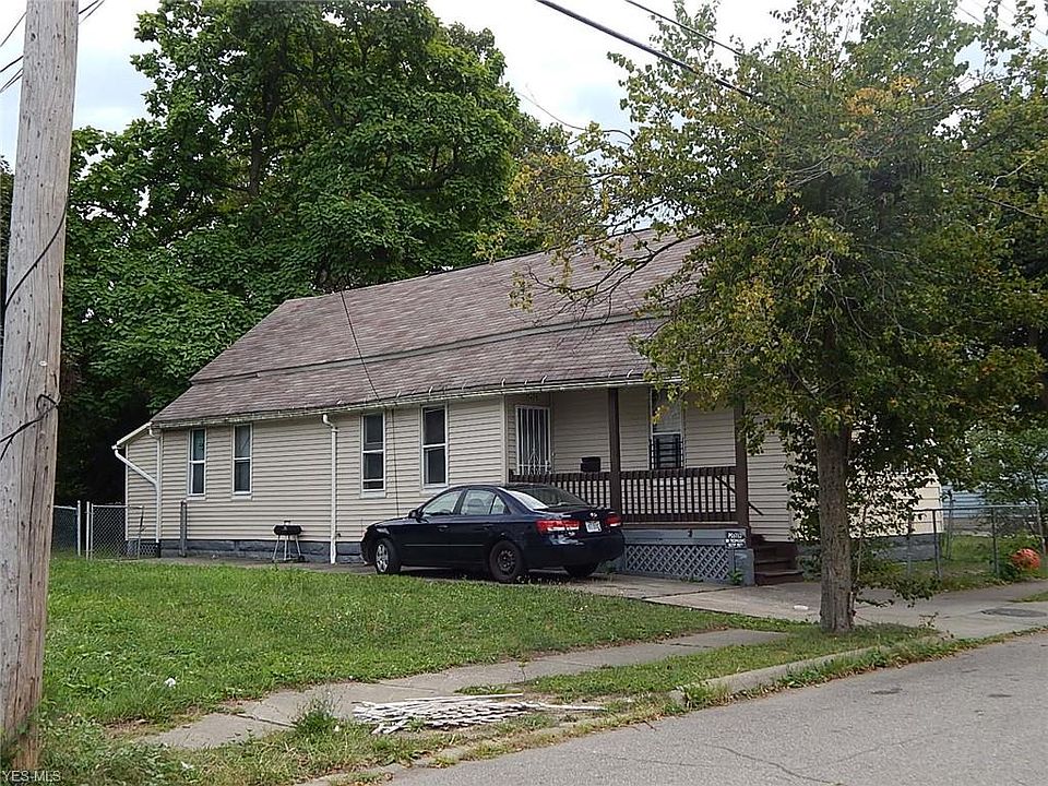 2nd image of 3425 E 52nd St