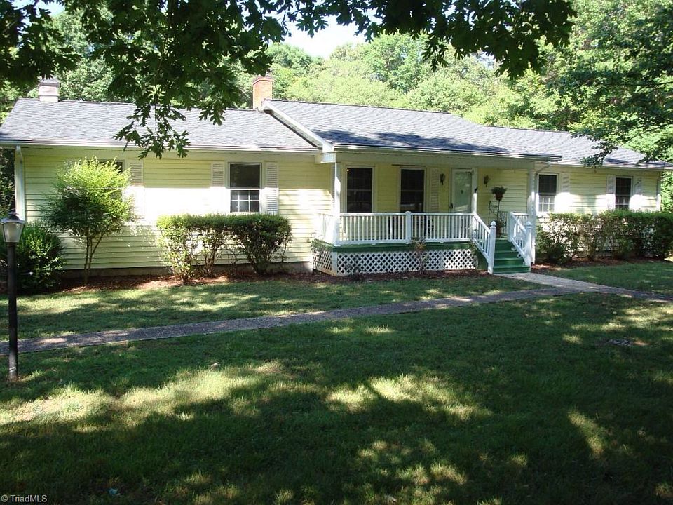 2nd image of 1080 Running Cedar Rd