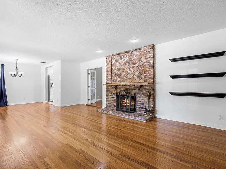 9141 Wheatland Ave — Photo 20