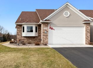 7424 Lake Ridge Dr, Savage, MN 55378