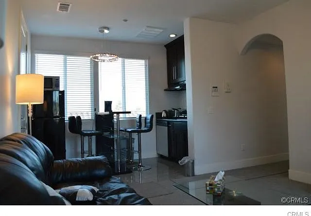 1 bed, 750 sqft, $2,480 — Photo 2