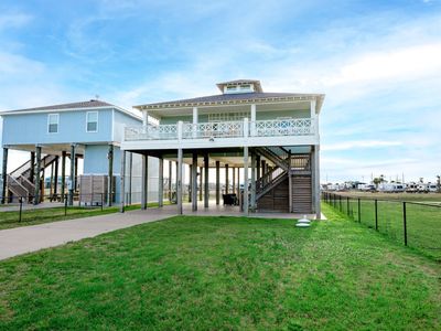 (Undisclosed Address), Crystal Beach, TX, 77650