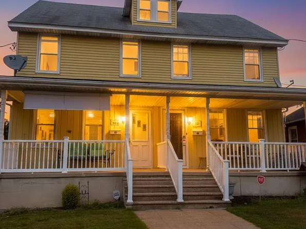 18 Stewart Ave, Delran, NJ 08075