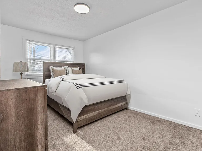 62 Midland Heights Cir #C — Photo 16