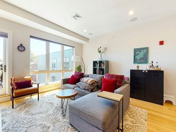 2nd image of 488 Dorchester Ave #4H