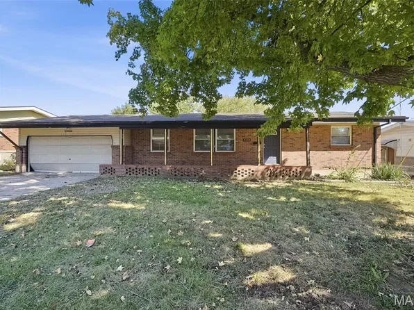 11038 Saginaw Dr, Saint Louis, MO 63136