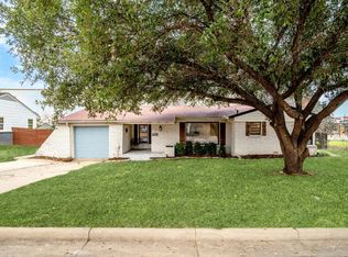 6908 Kirkwood Rd, Fort Worth, TX 76116