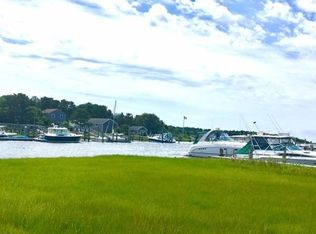 24 Seconsett Point Rd, Mashpee, MA 02649