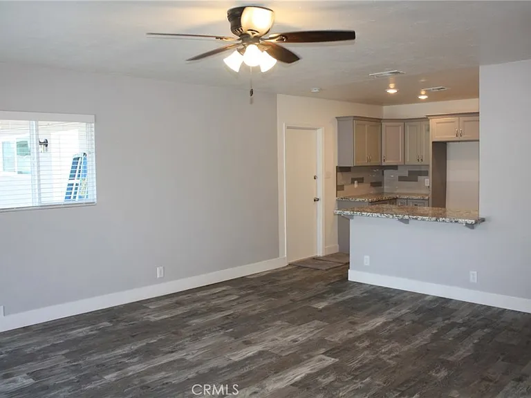 3035 Kathleen St — Photo 17
